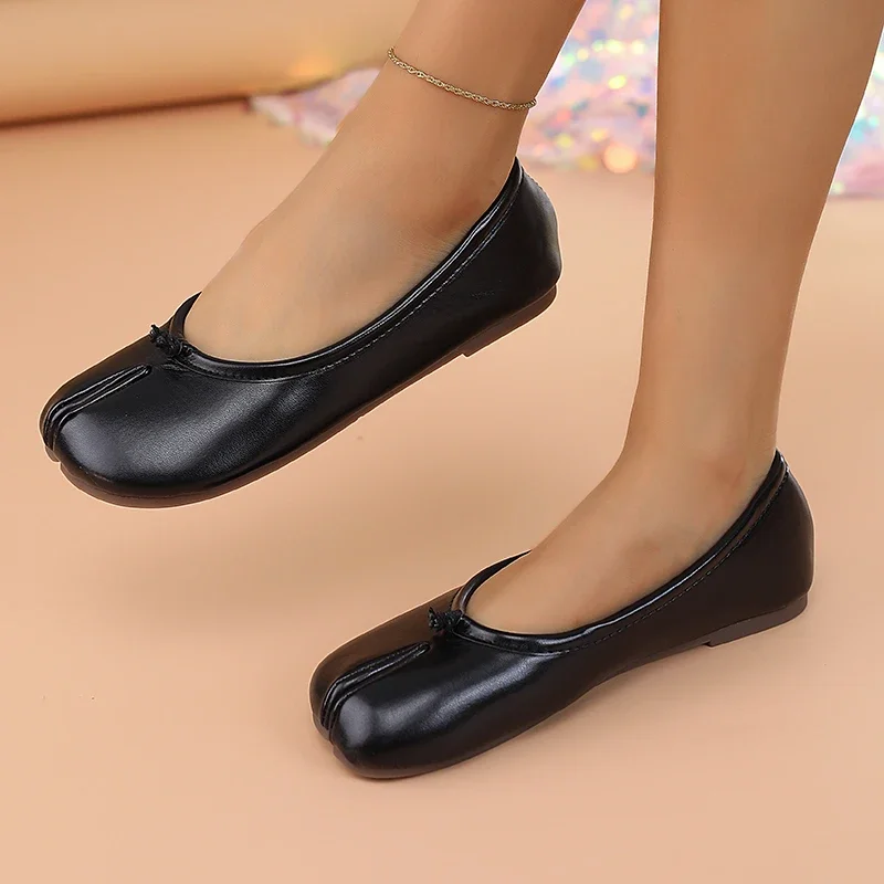 ​​​​2025 Women's Leather Toe Separator Loafers Flat Comfortable Slip-On Breathable Casual Shoes​