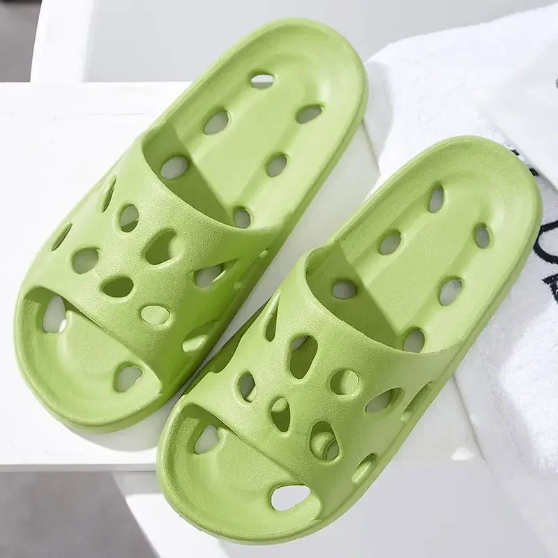 Bathroom Slippers Women Leaking Sandals Cheese Slides Summer Eva Shoes For Men Soft Anti-Slip Flip Flops Couples Indoor Slipper