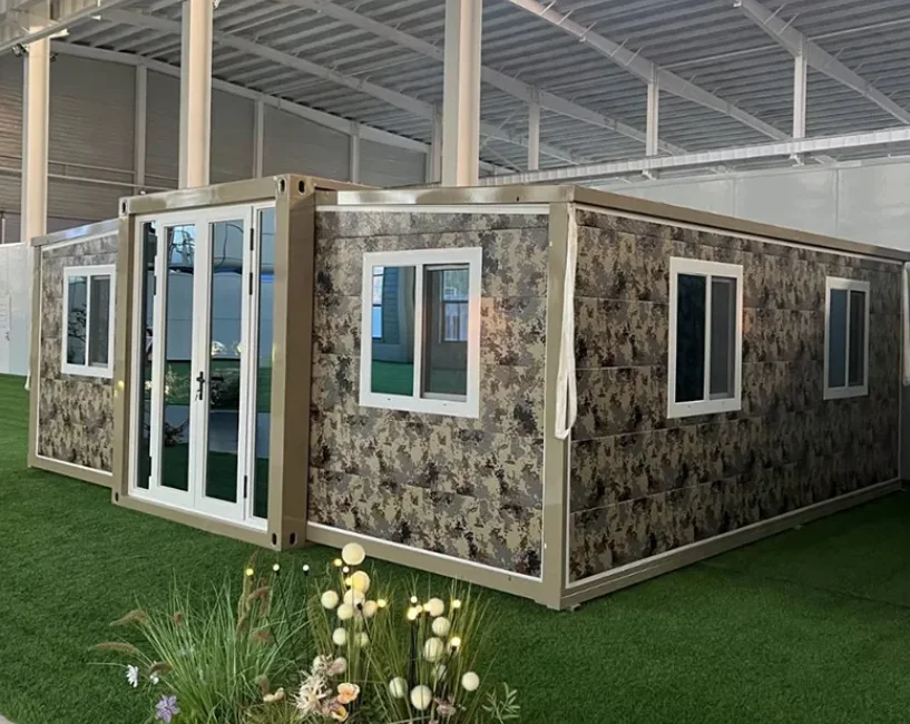 Customized Prefabricated Container House, Expandable Modular Homes, Mobile Living House, Waterproof Office Cabins Foldable House
