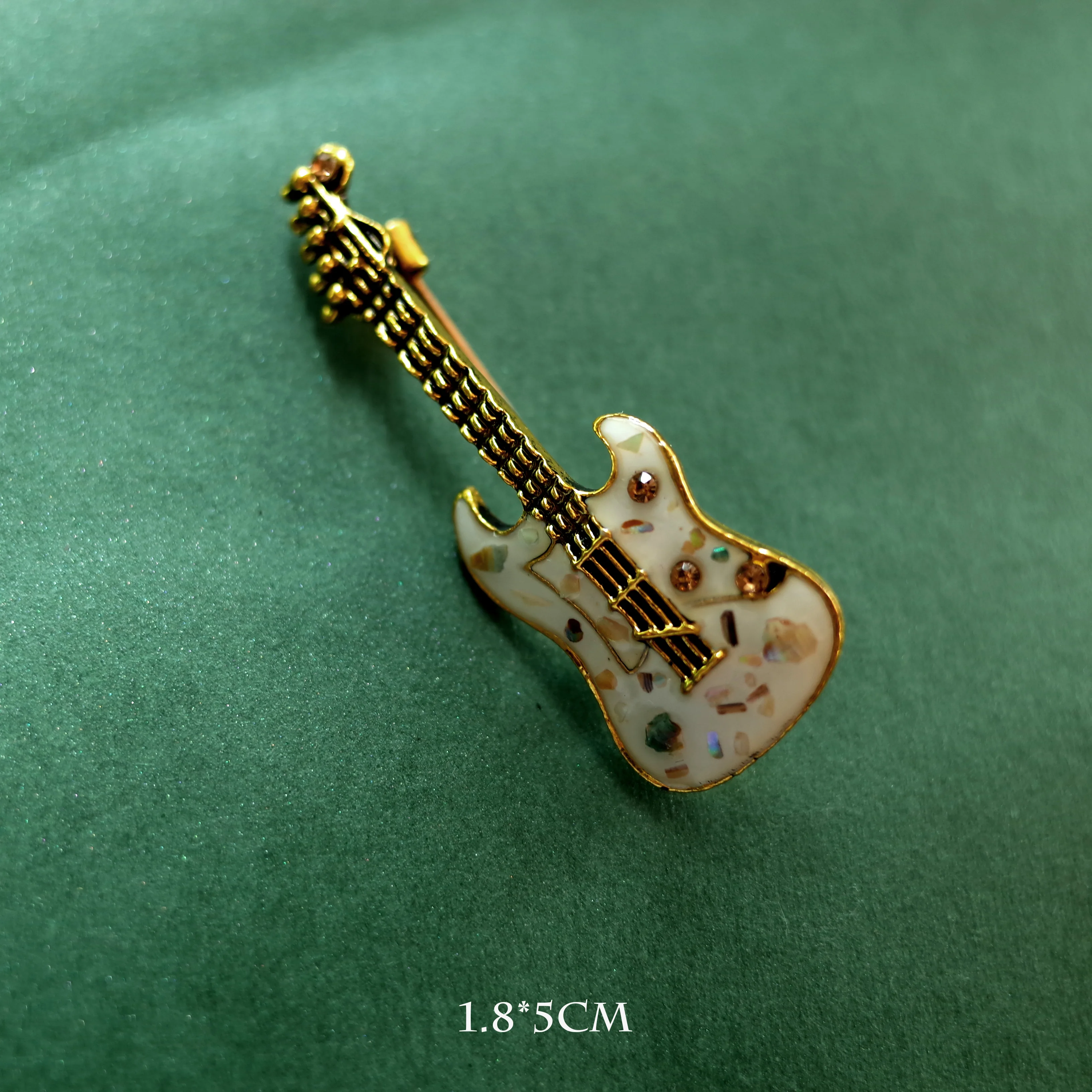 Fashion Musical Instruments  Guitar Violin Cello Piano  for Women Collar Brooch Cap Backpack Suit Pin