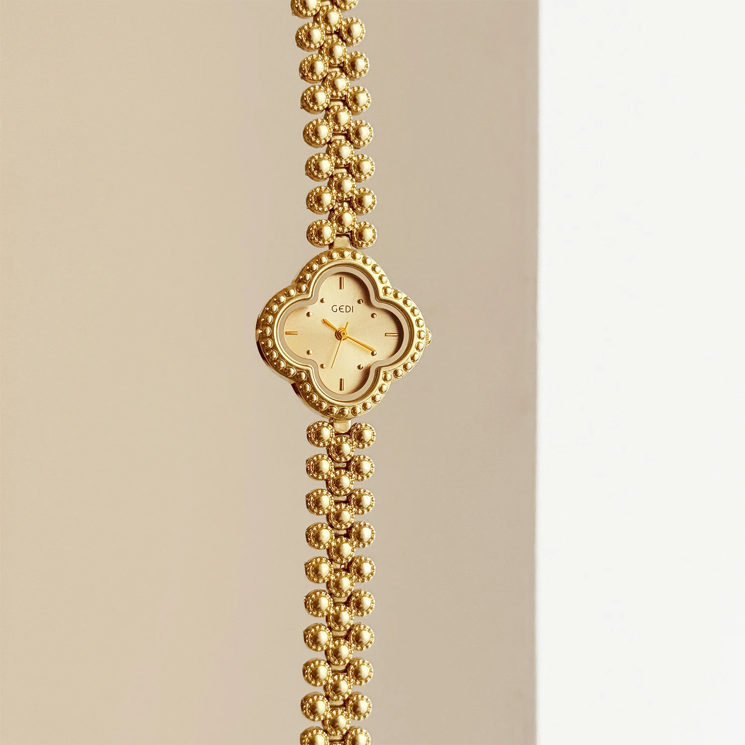 Fashionable Luxury Watch for Women,Flower-Patterned Dial Bracelet Watches,Exquisite Waterproof Quartz Timepiece,Gift for Women