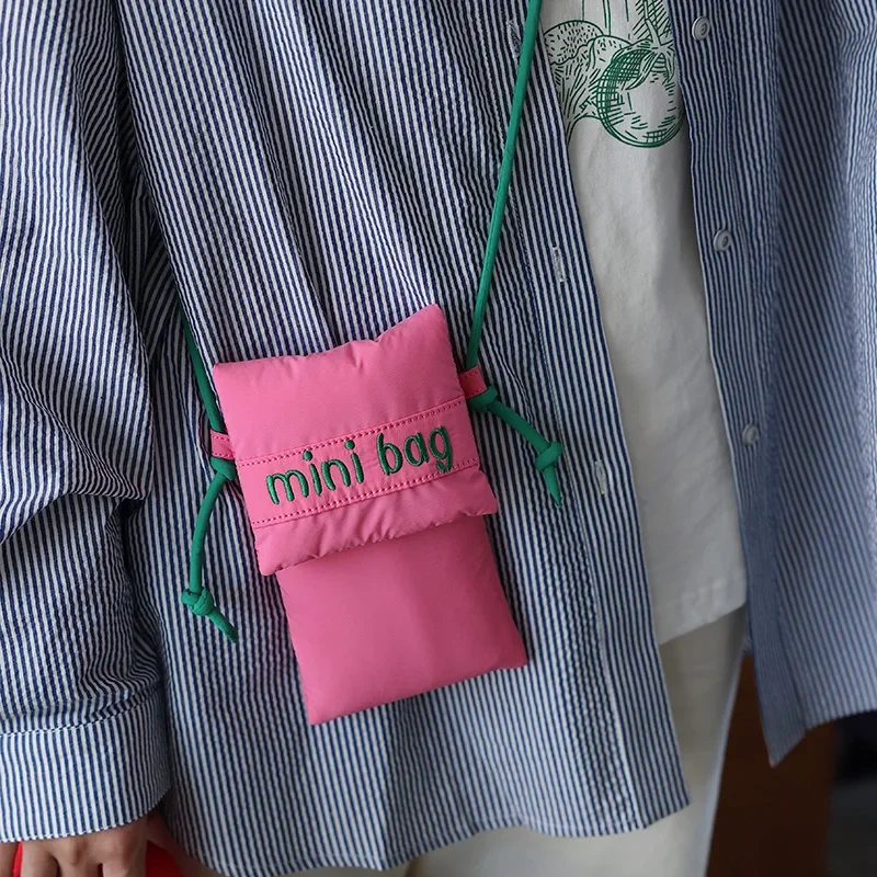 New Fashion Cute Phone Bag Simple Green Rose Red Shoulder Bag Crossbody Bag Girls Fabric Small Bag Storage Bag Purse Card Holder